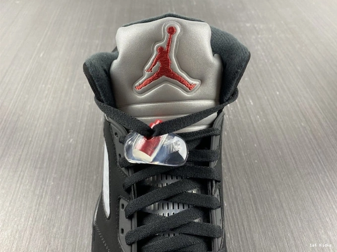 Metallic Jordan 5 (2016) Black Retro 845035-003 0809